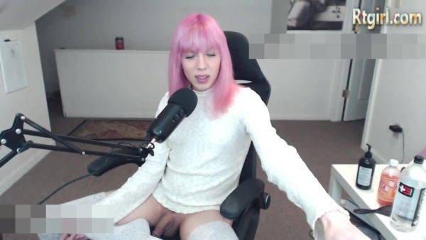 Pink hair shemale beauty webcam solo - ashemaletube.com on ashemaleporn.com